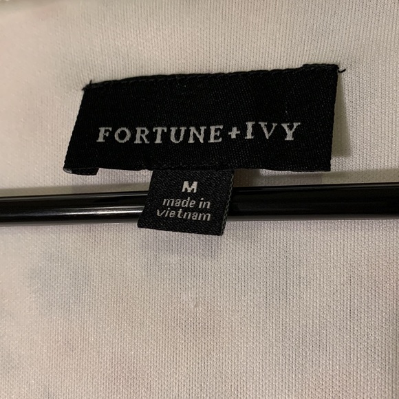 Fortune & Ivy Button Detail Dress Medium White Floral - Picture 2 of 5